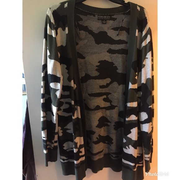 plus size camo cardigan